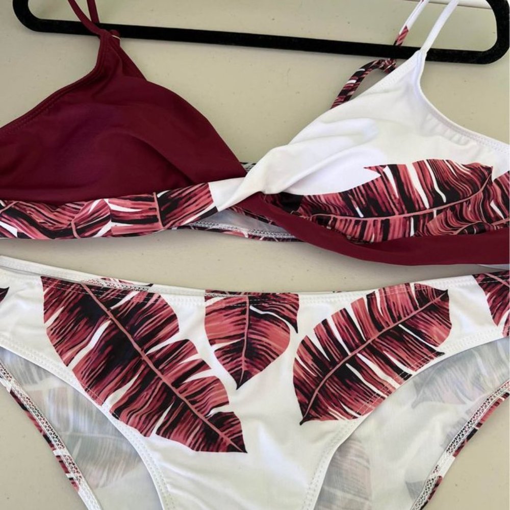 📦(SOLD)NEW CUTE MAROON & WHITE 2 PIECE BIKINI WOMAN'S XXL SWIMSUIT/BATHING SUIT - Picture 7 of 7